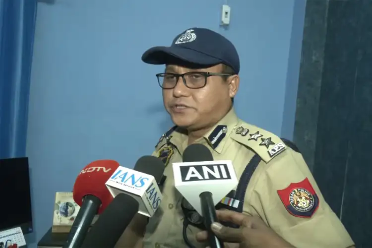 Five held, fake currency worth Rs 13.5 lakh seized in Guwahati; probe on