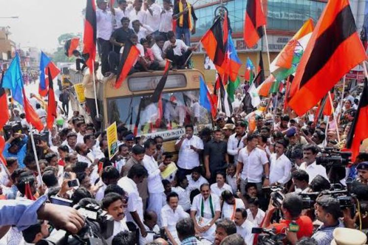 DMK chief Stalin leaves for London; large gathering of party workers disrupts traffic
