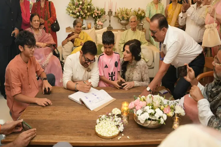 Photos and videos of Aamir Khan and Gauri Spratt went viral after their registered marriage.
