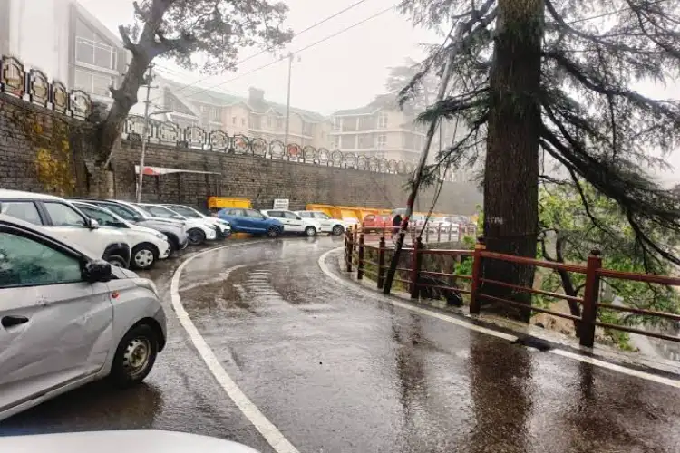 IMD issues orange alert for five Himachal districts, warns of heavy rainfall over next 2-3 days