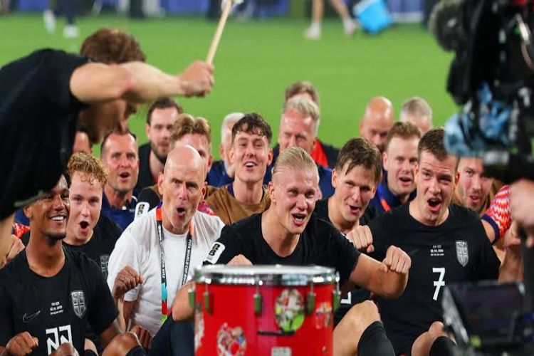 Norway's 'Viking Row' style of celebration has taken over the world.
