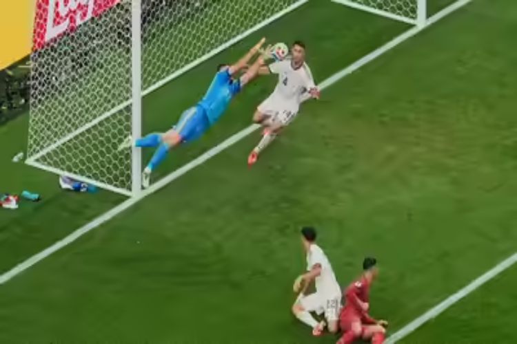 Spain set a World Cup record with six consecutive clean sheets