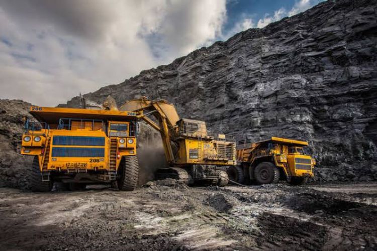 Meghalaya seeks statutory rights from Center on coal mining
