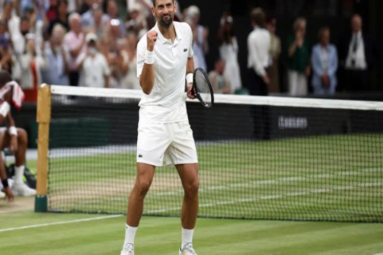 Djokovic wins marathon match to reach Wimbledon semi-finals
