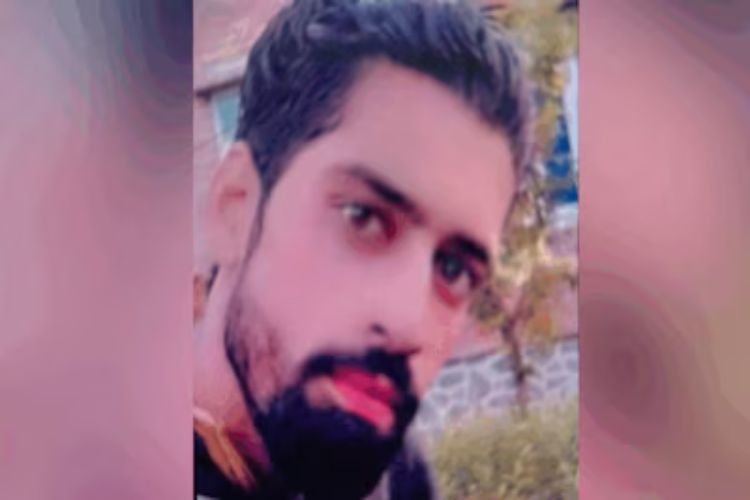 Lashkar-e-Taiba 'commander' killed in operation by security forces in Shopian