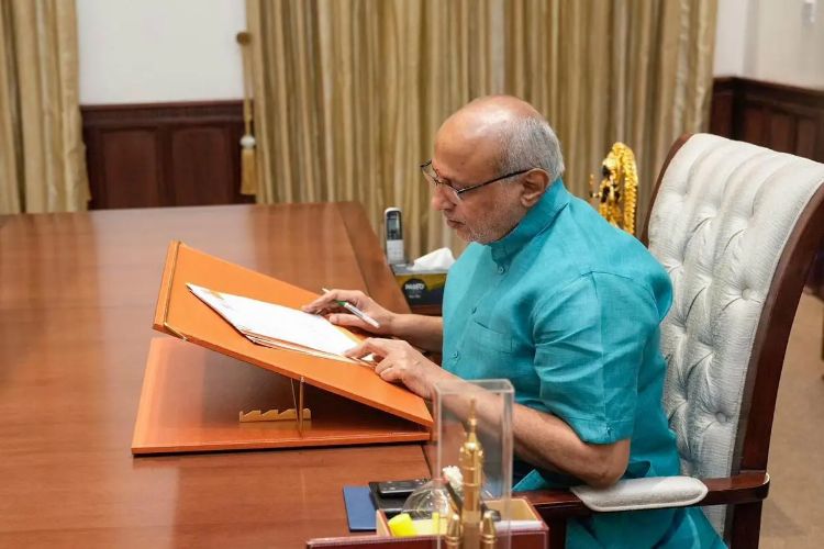 Vice President issues authorisation letter for high seas fishing