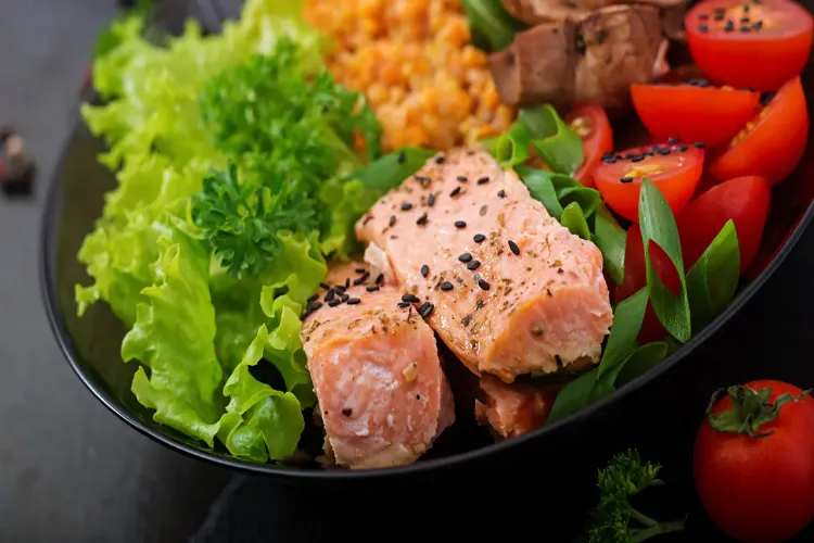 How much protein should you consume in a single meal? Find out what science says.