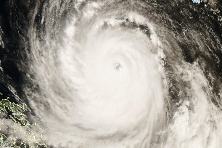 Powerful typhoon 'Bavi' moves towards China's east coast, administration on alert