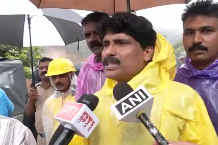 Wayanad landslide: Death toll rises to 7 as rescue teams continue search for one missing