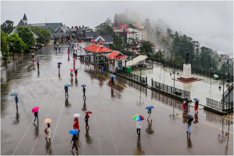 Landslide in Shimla after heavy rain, water entered houses in Kinnaur