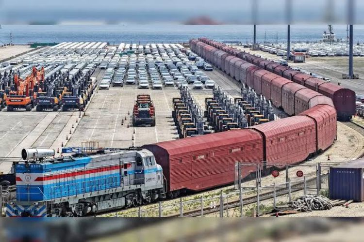 China's exports grew 27% in June, with growing use of AI boosting demand.