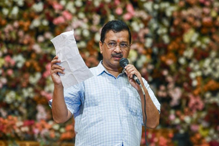 Kejriwal writes to PM, requests to provide both pure and E20 petrol options
