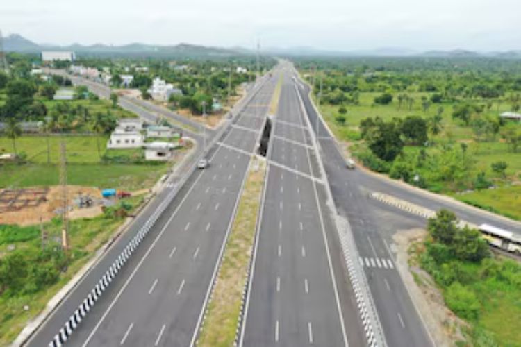 Cube Highways Trust's Rs 5,000 crore issue price range is Rs 151-152 per unit.