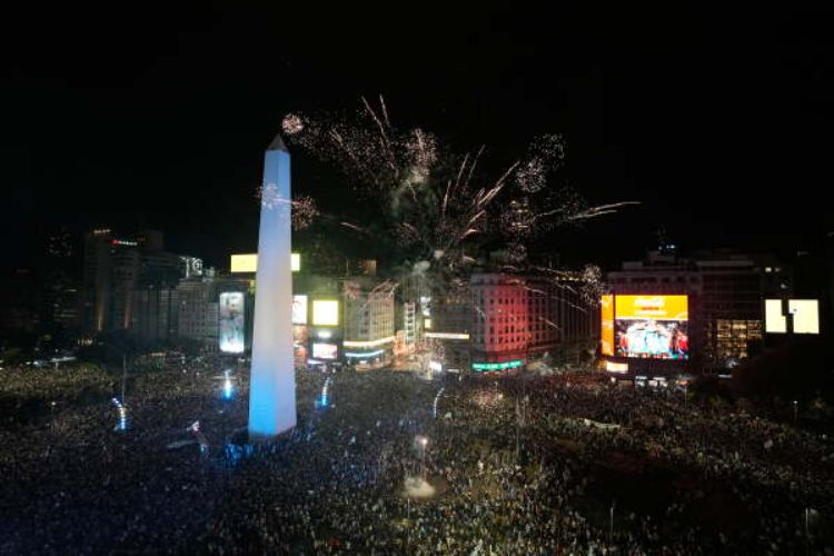 Thousands of Argentina fans celebrated the team's World Cup semi-final victory.