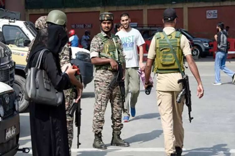 Srinagar in connection with terrorism and misuse of cyber-space case