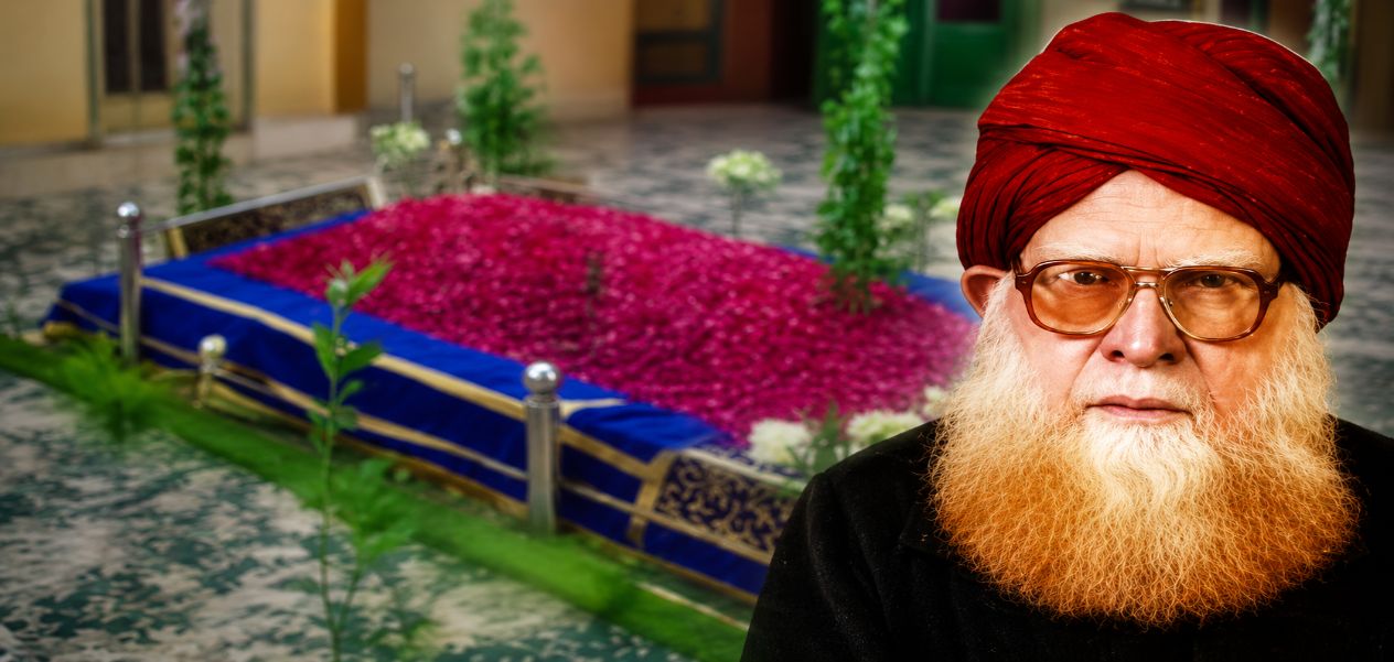 Who was Tajush Sharia Akhtar Raza Khan Azhari?