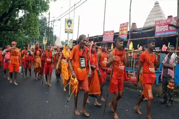 Ahead of the Kanwar Yatra, Uttar Pradesh police began sending notices to DJ operators.
