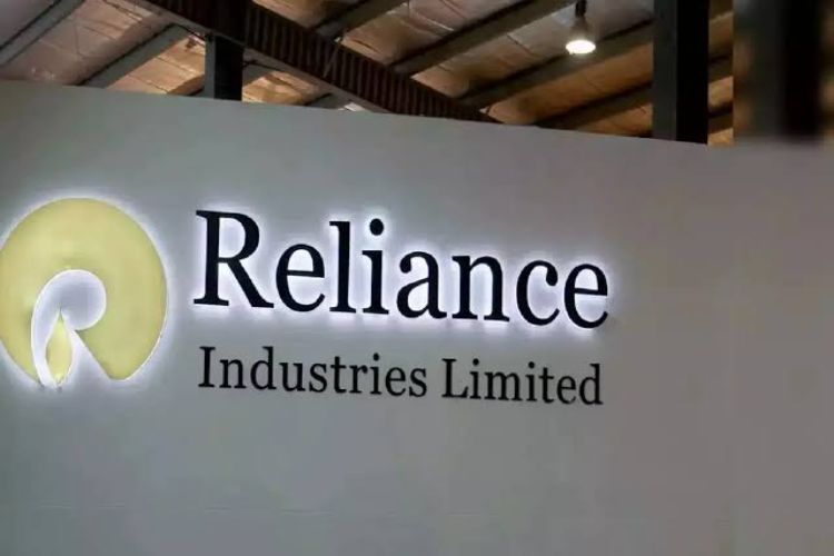 Reliance promoters raised stake by 0.5 percent in the April-June quarter