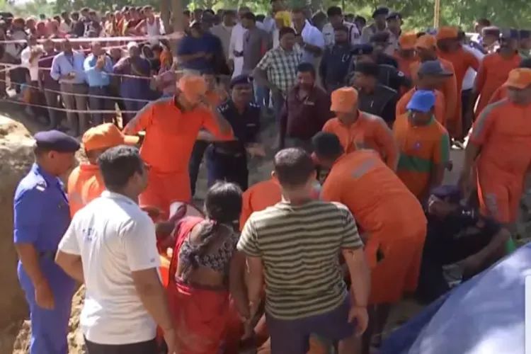 A three-year-old boy who fell into a borewell in Gaya, Bihar