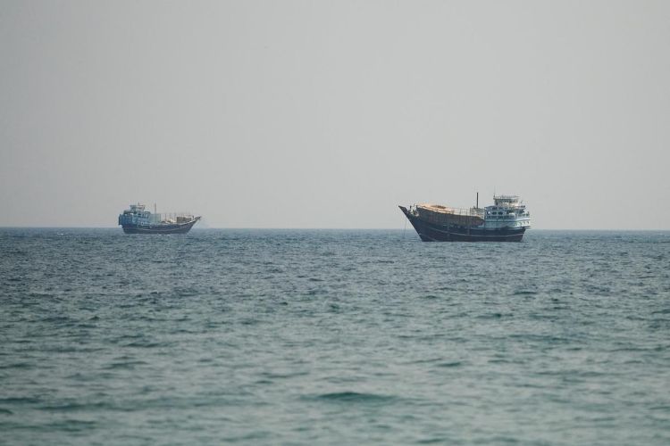 US and Iran escalate attacks in West Asia, deepening conflict over the Strait of Hormuz