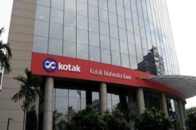 Kotak Mahindra Bank's net profit rises 22.55 percent to Rs 5,480 crore in the first quarter