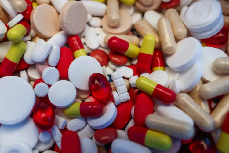 Price notification delays leave 40 newly approved life-saving medicines out of reach in Pakistan