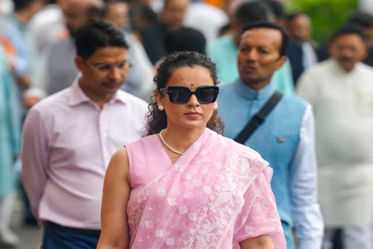MPs were scared in Parliament, feared attack: Kangana on CJP protest