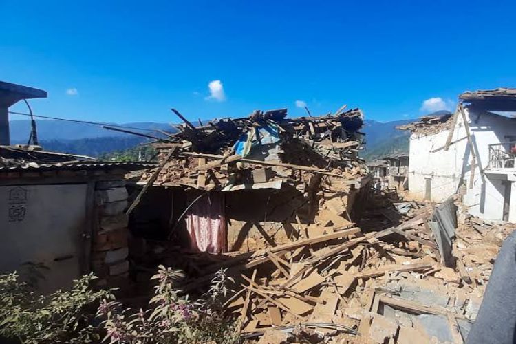 4.2 magnitude earthquake jolts western Nepal