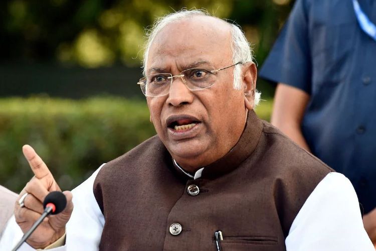 Truth has won, the Prime Minister's stubbornness has lost: Kharge