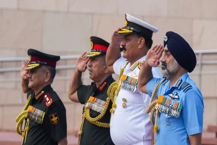 Saluting the valour of the Army on Kargil Vijay Diwas.