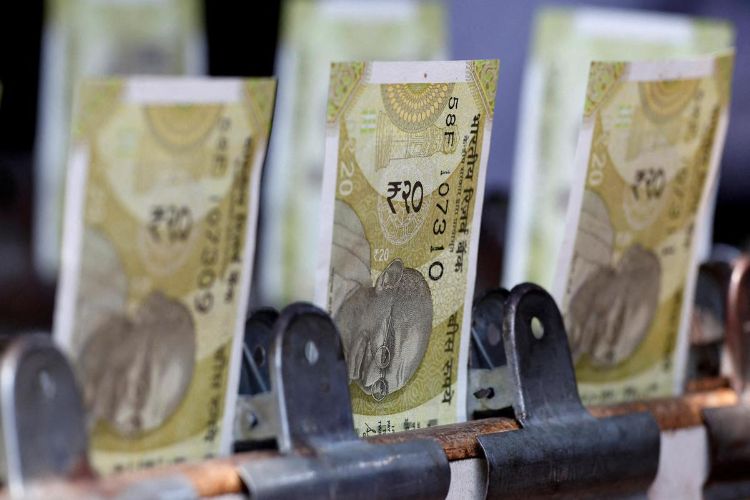 Rupee strengthens 28 paise to 96.25 per dollar in early trade