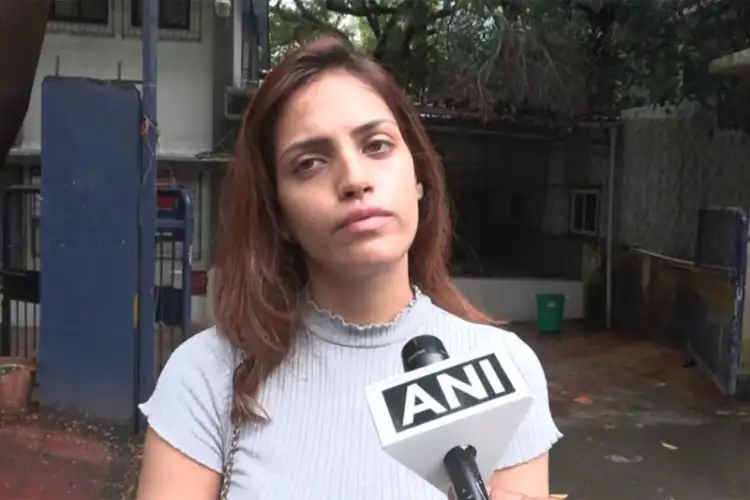 Viral Mumbai model who stopped police van during NEET protest files cyber complaint over online harrasment