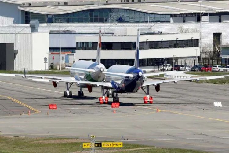 Dubai-Mumbai flight makes emergency landing at Rajkot, all passengers safe