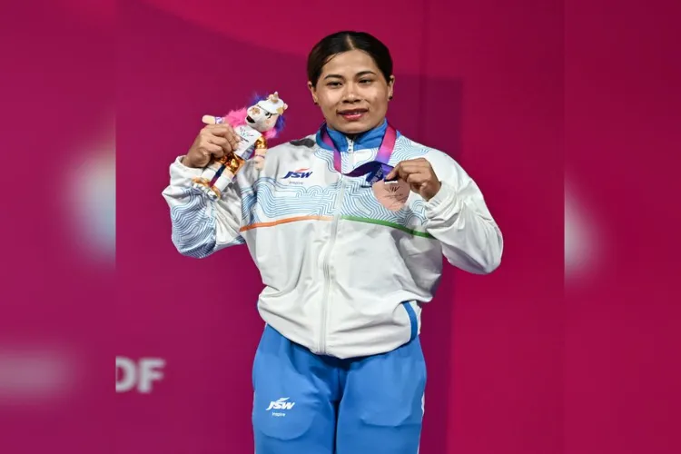 PM Modi congratulated Bindyarani Devi on winning a bronze medal at the Commonwealth Games.