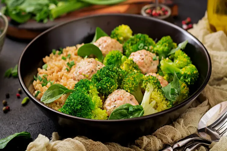 What to eat and what to avoid for a healthy liver