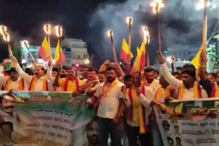 Karnataka Rakshana Vedike protests CWRC order directing release of Cauvery water to Tamil Nadu