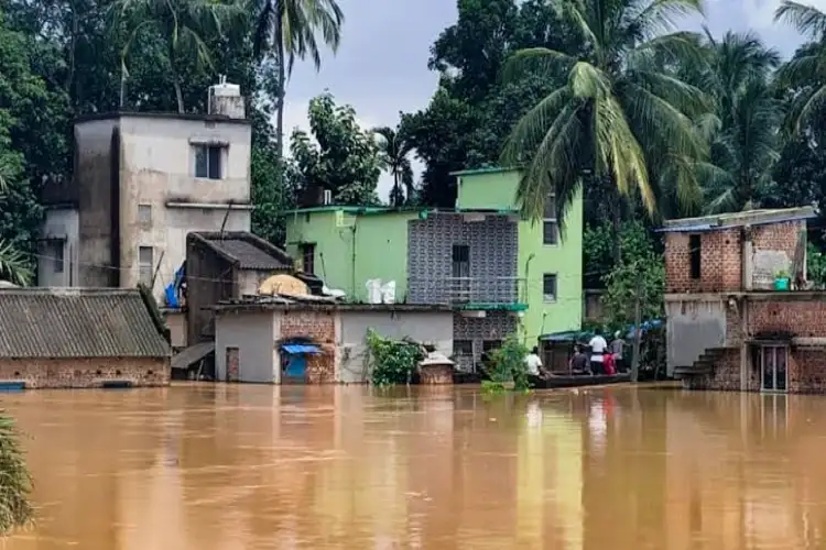 Odisha: Flood situation improves in Balasore, Jajpur; moderate flood expected in Mahanadi, says official