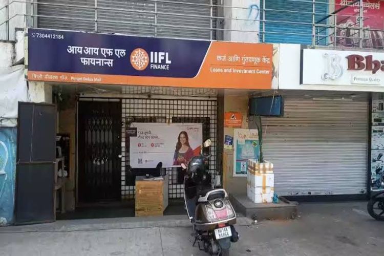 Capital Group buys 1.49% stake in IIFL Finance for Rs 374 crore