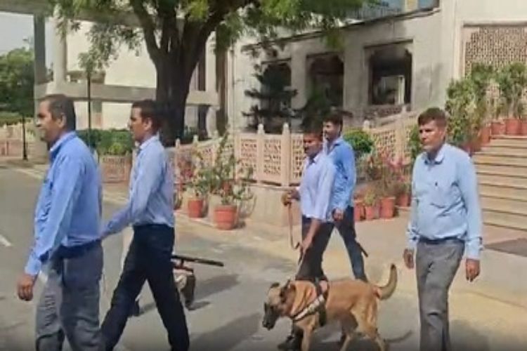 Gurugram district court and mini secretariat receive bomb threat