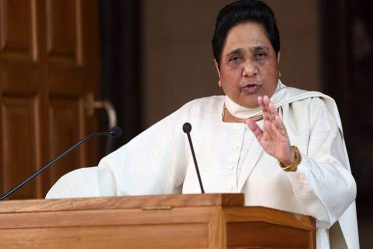 Mayawati expressed gratitude to the state government for renaming Bhadohi as 'Saint Ravidas Nagar'.