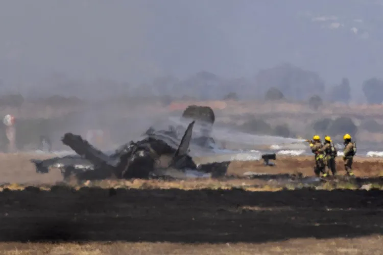US F-35B fighter jet crashes in San Diego.