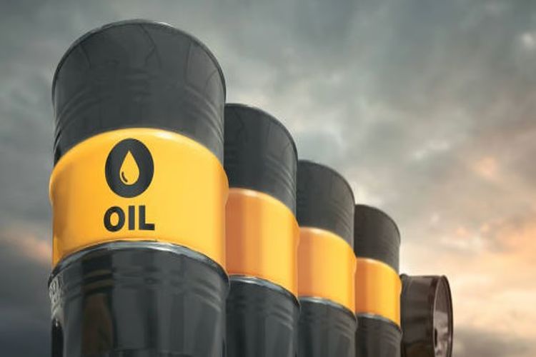 Crude oil futures fall more than 6% as tensions ease in West Asia
