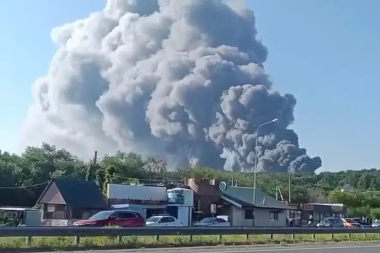 At least 8 dead in overnight Ukrainian attack on Russia; Moscow says 635 drone intercepted