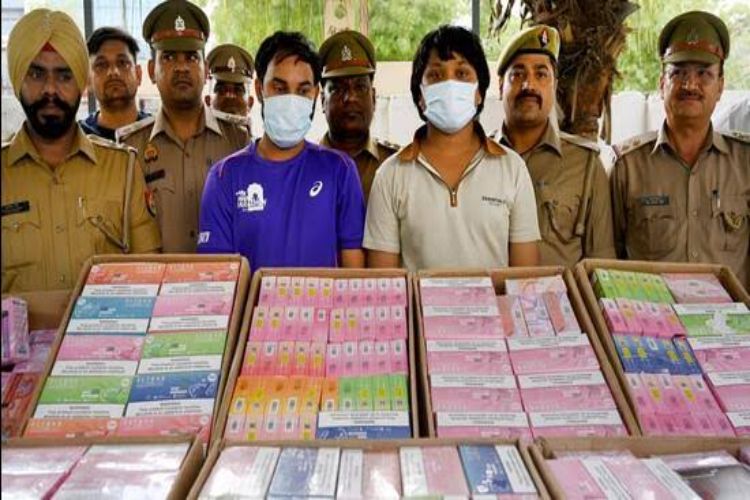 12,000 banned foreign cigarettes recovered in Northeast Delhi, three arrested