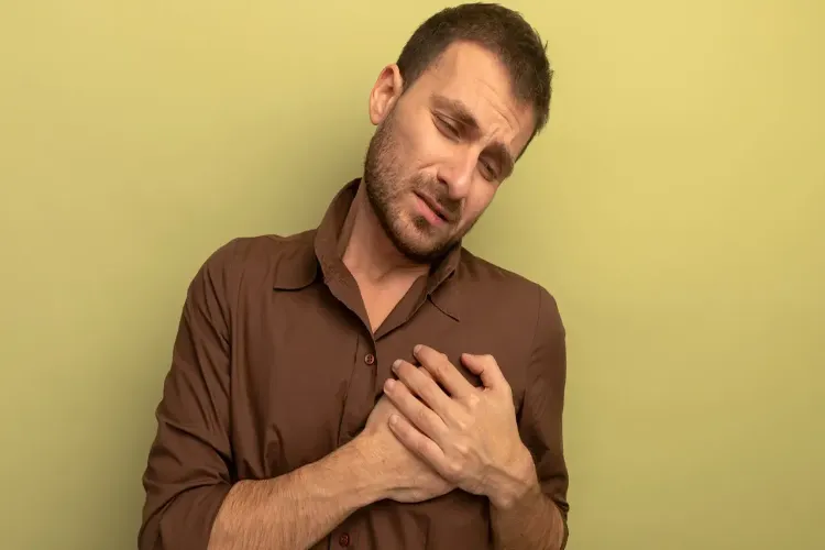 These 7 daily habits can harm your heart health; take heed in time.