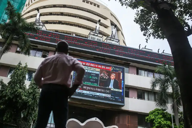 DII holdings in Nifty-500 hit record 21%; FII ownership falls to all-time low of 17%: Motilal Oswal
