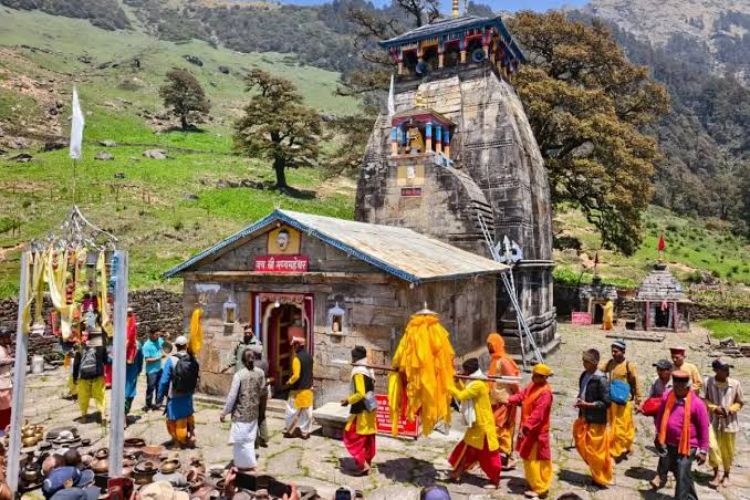 Pilgrimage to Madmaheshwar Temple in Uttarakhand temporarily suspended