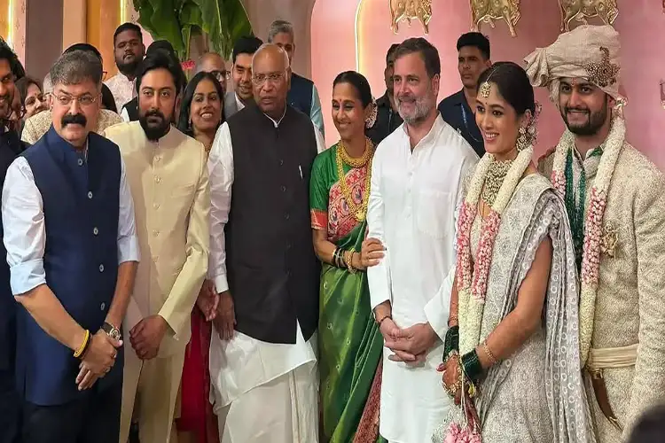 Supriya Sule's daughter Revati's wedding reception: PM Modi, Rahul Gandhi among guests
