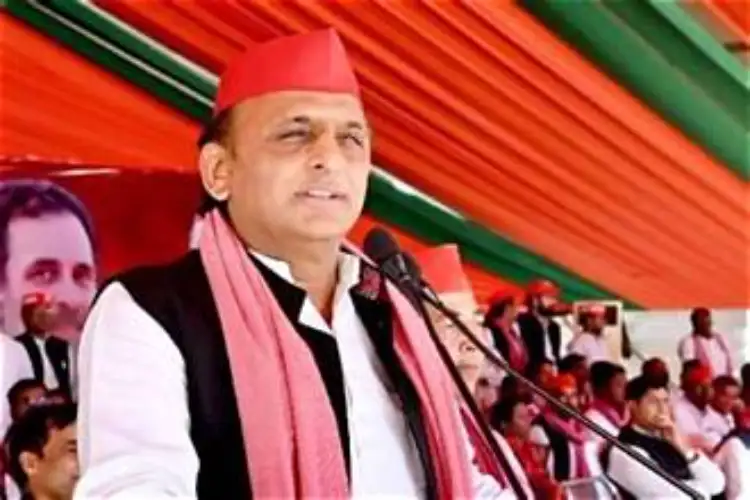 Akhilesh Yadav accuses Centre of targeting minorities through FCRA Bill
