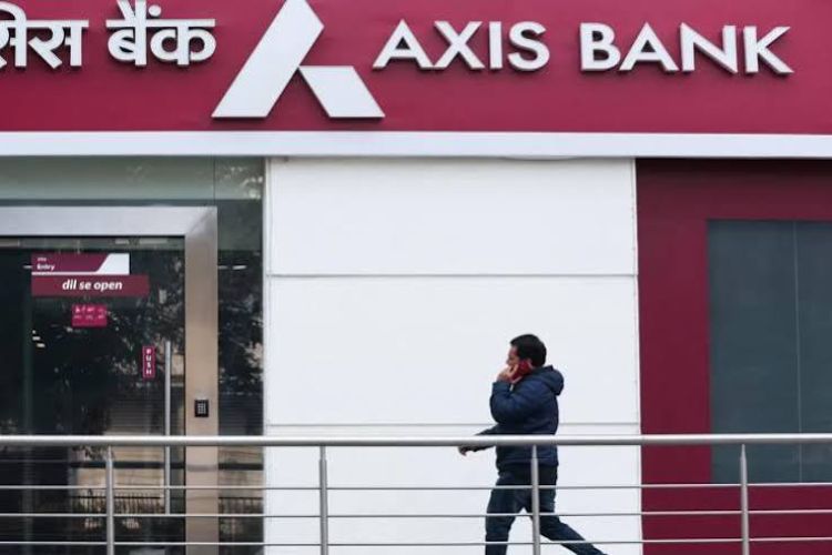 Axis Bank raises USD 300 million through bonds